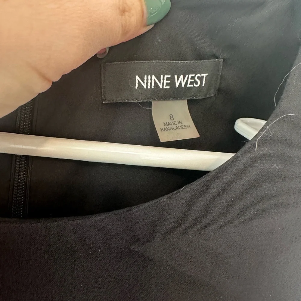 Nine West Little Black Shift Dress Size 8 | Sleeveless Sheath Work Business EUC - Picture 6 of 7